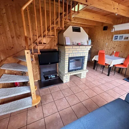 Wczasowe Papaya Lodge Kolobrzeg